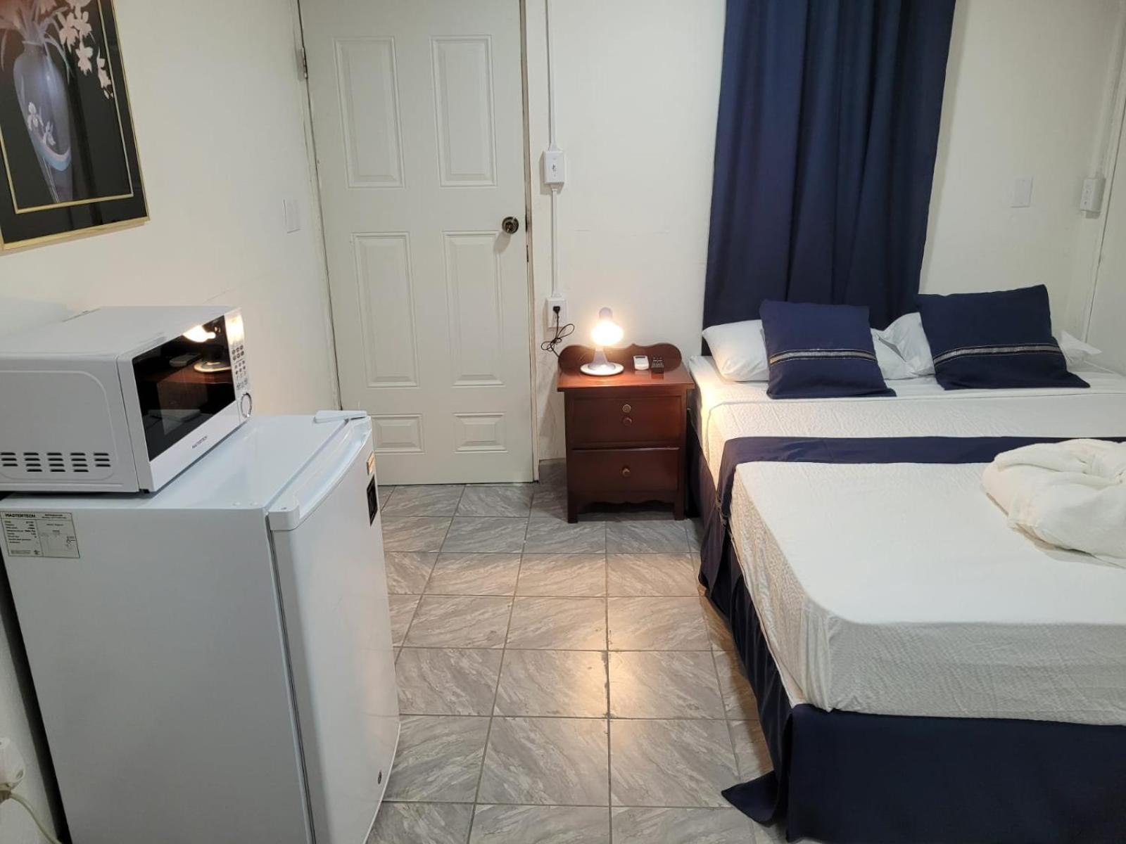 Saint Charles Inn, Belize Central America بونتا غوردا المظهر الخارجي الصورة