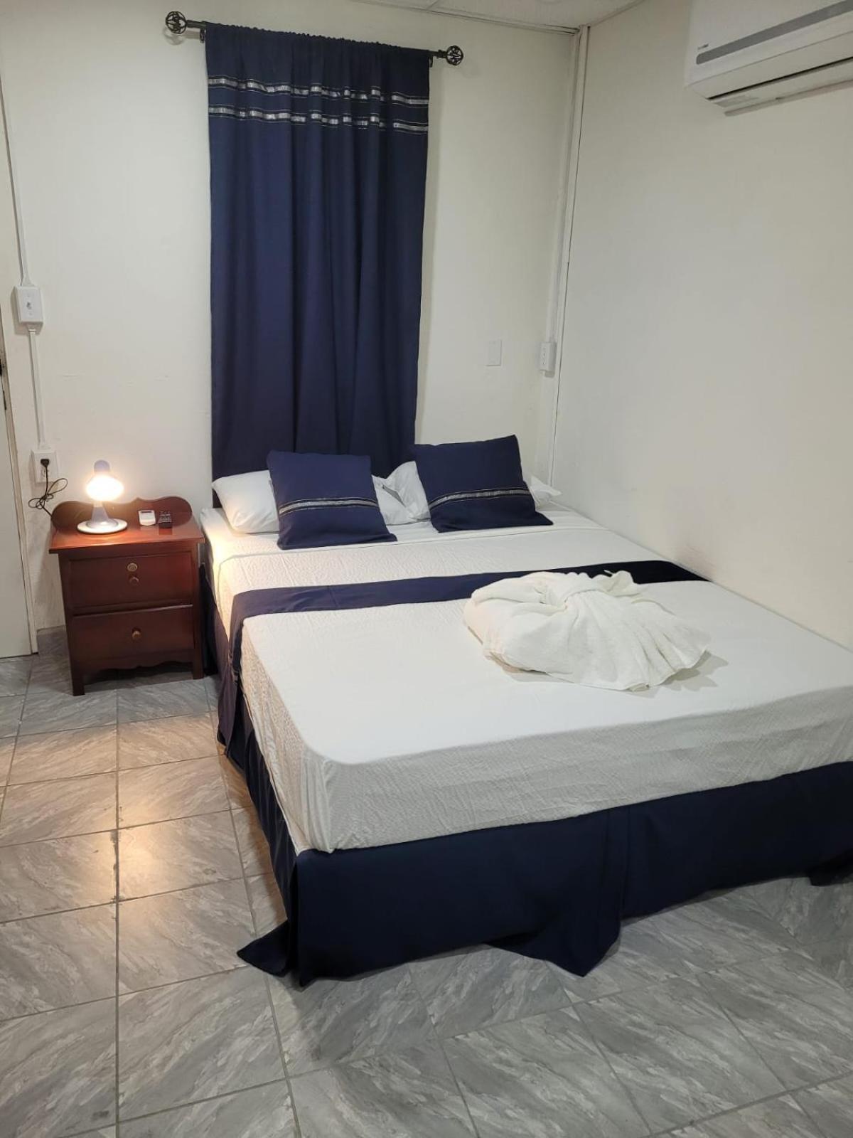 Saint Charles Inn, Belize Central America بونتا غوردا المظهر الخارجي الصورة
